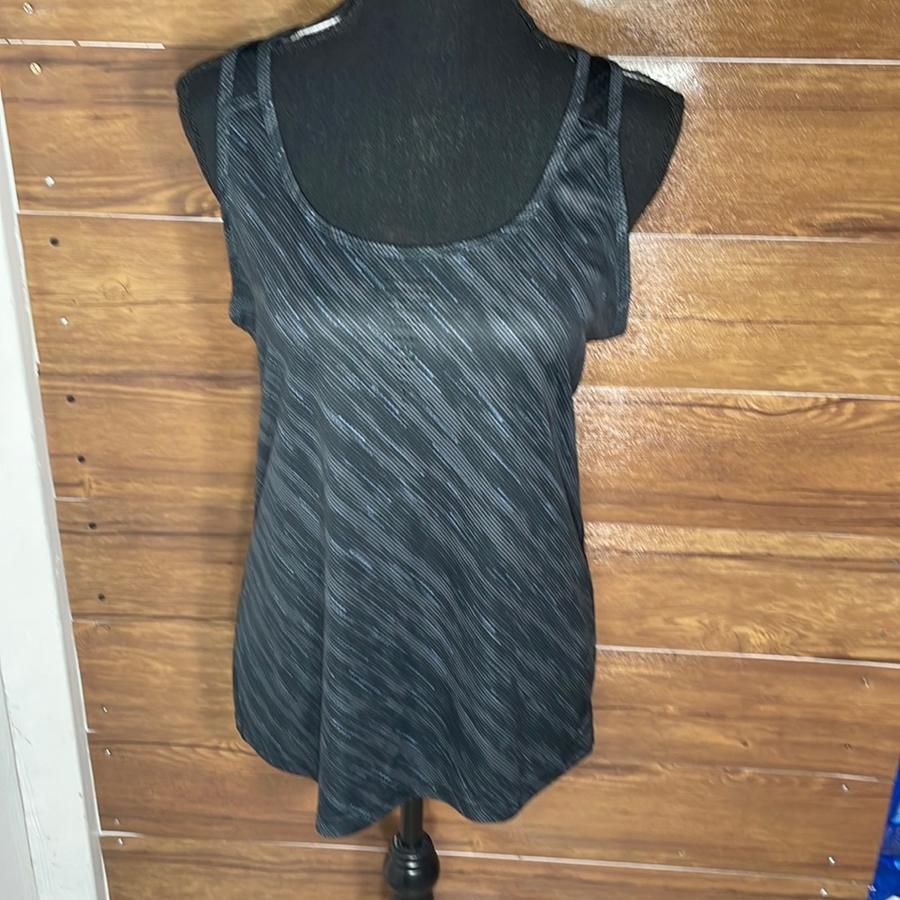 Champion women’s sportive training tank top size medium